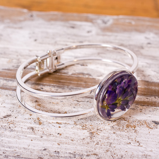 Bransoletka  z niezapominajkami w żywicy So Jewelry