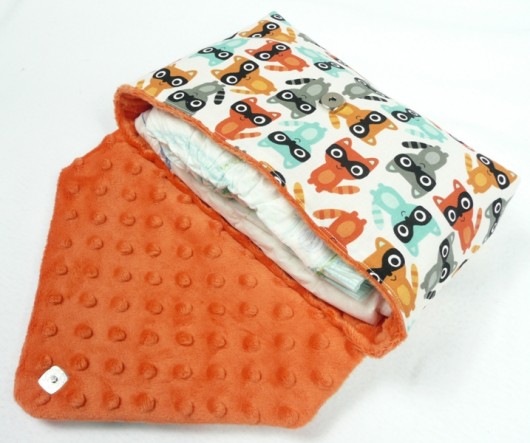 Etui na pieluchy szopy mabebe
