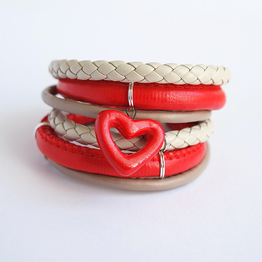 bransoletki skórzane Bransoletka - Czerwone serce - rzemienie