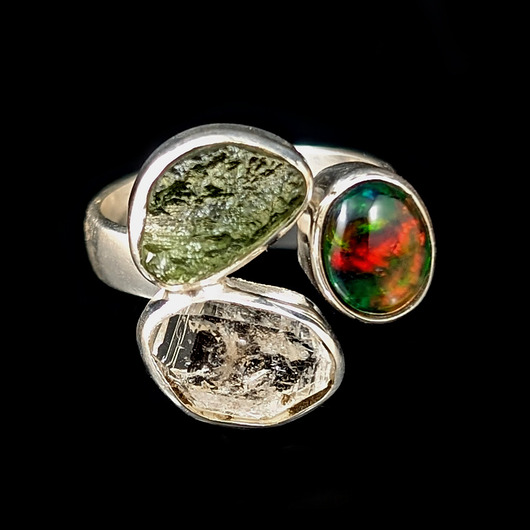 pierścionki srebrne Pierścionek mineralna energia- mołdawit herkimer opal