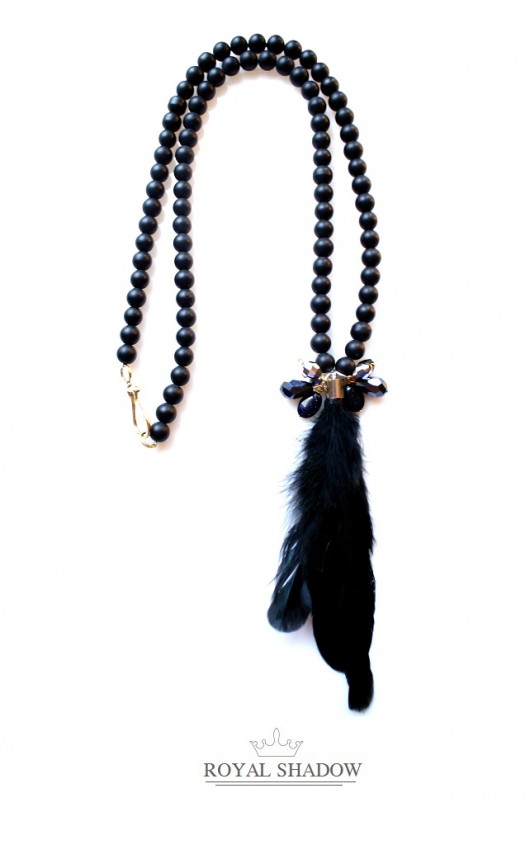 Royal shadow 'fly' Republika jewelry
