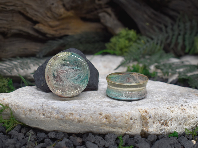 kolczyki z żywicy Tunele do uszu 30mm / plugi, rozpychacze, tapery, tunele siodłowe