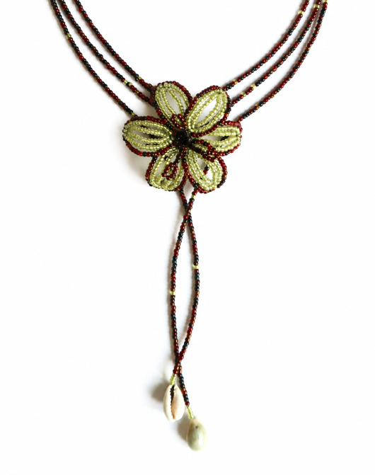 chokery Brązowo-pistacjowa lilia - naszyjnik choker