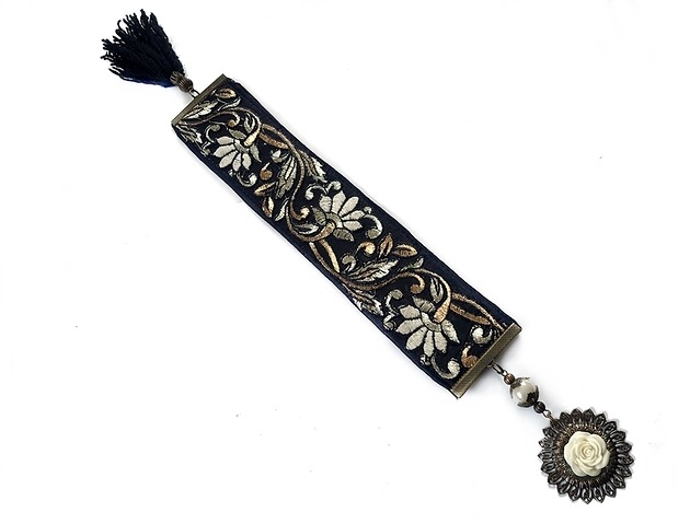 zakładki do książek Haftowana zakładka do książki