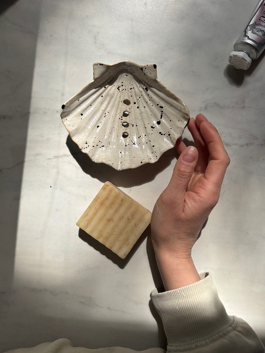 mydelniczki Ceramiczna Mydelniczka z Odpływem Muszelka Muszla Dalmatinian