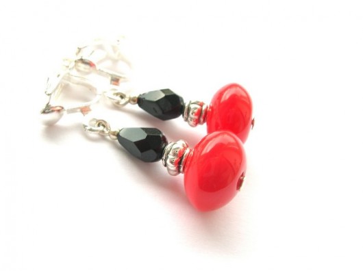 BLACK & RED - Czerwono agis