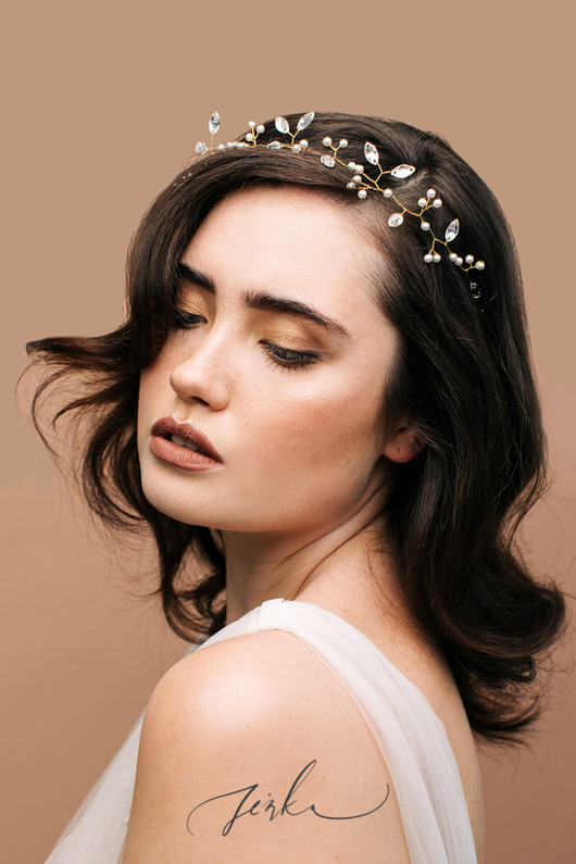 Dolores - nowoczesna tiara Jeżka