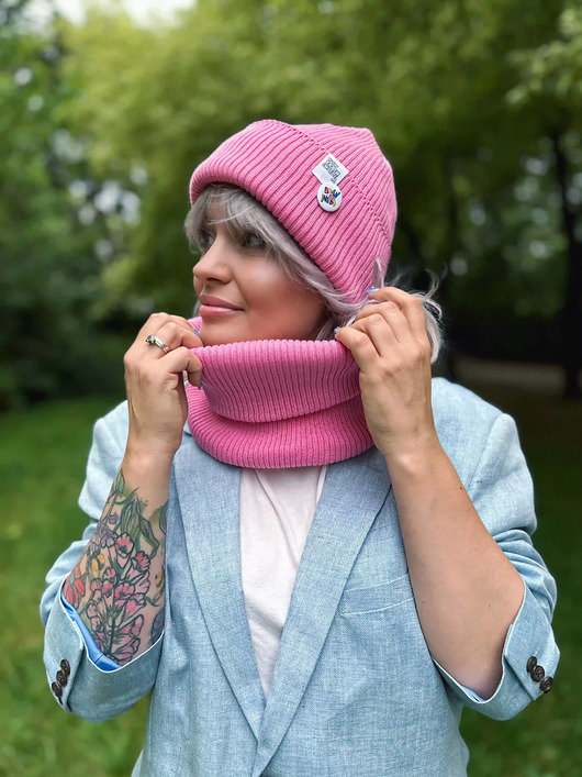czapki damskie Czapka beanie z bawełny logo kolorowe Różowy