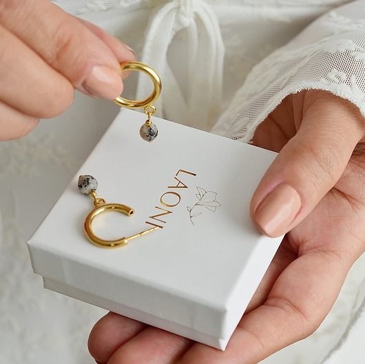 kolczyki z kamieniami Kolczyki koła z kamieniem dalmatyńskim