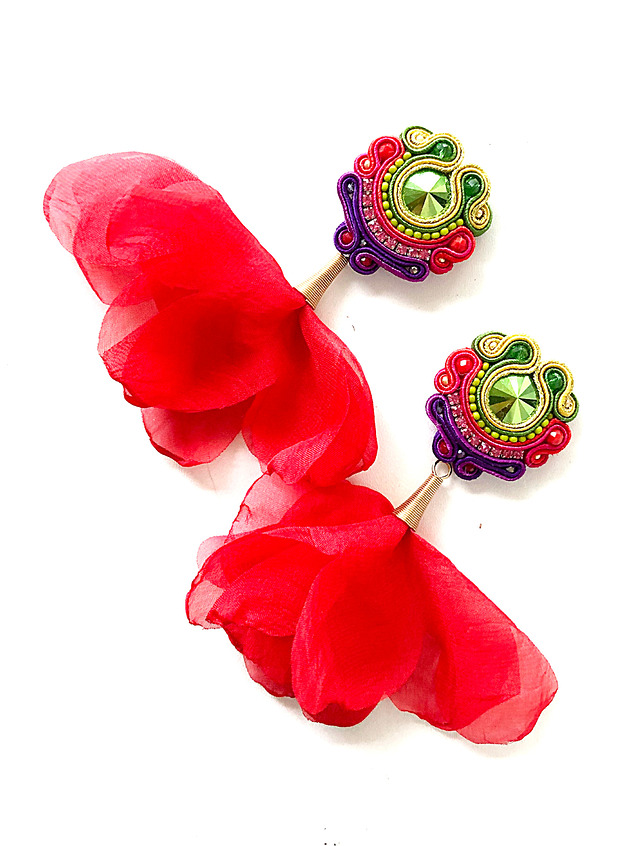 kolczyki soutache Sutaszowe kolczyki AGUEDA z czerwonymi kwiatami