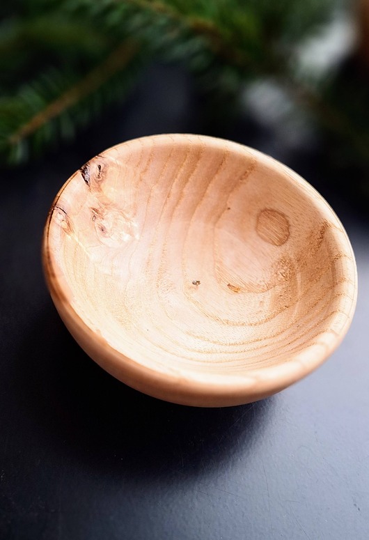 miski i misy Drewniana miska dekoracyjna z serii Sia.