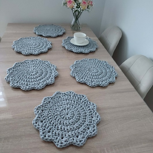 podkładki do kuchni Komplet podkładek pod talerze szydełkowych ze sznurka 6szt-30cm