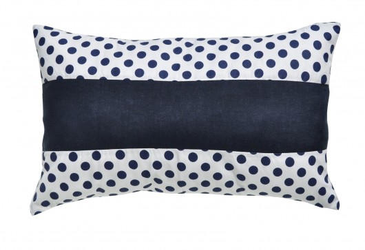 Poduszka w granatowe grochy 30x50 MOODI