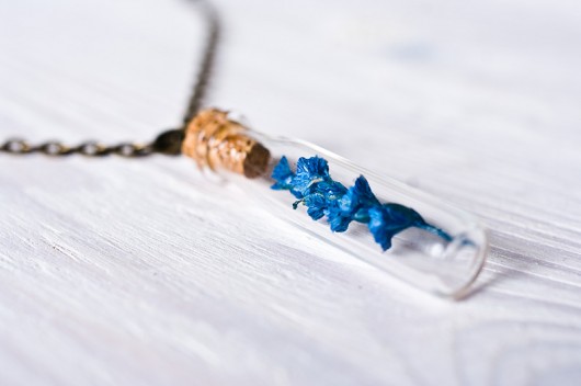 Naszyjnik z kwiatami w buteleczce So Jewelry