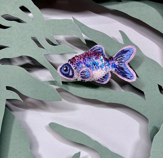 broszki Broszka bajeczny karp z cekinami