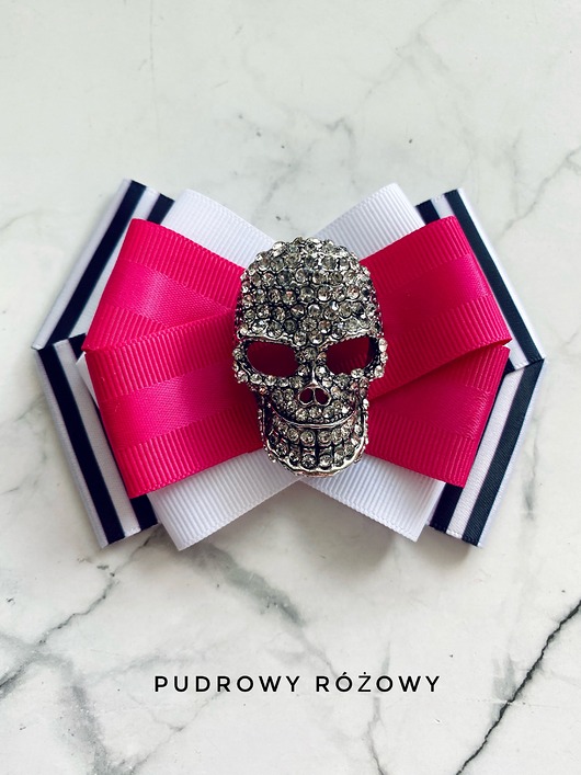 broszki Niesamowita Brosza z Czaszką wysadzaną kryształkami