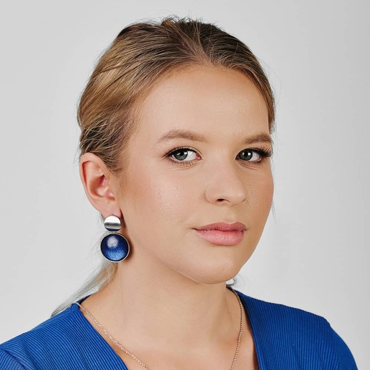 kolczyki szklane Okrągłe kolczyki w odcieniu szafiru Binnur e9/20