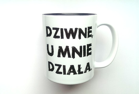 KUBEK DZIWNE z CZARNYM WNĘTRZEM FarrowDesign