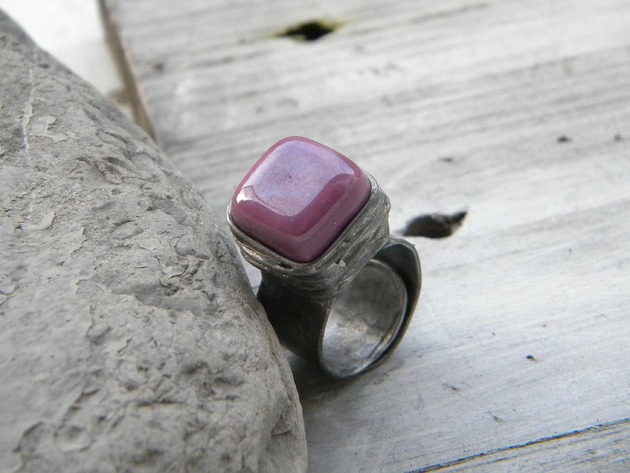 pierścionki - różne Kostka lilaróż   - pierścień