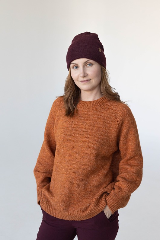 czapki damskie WILK - czapka 100% wełny merino- bordowy