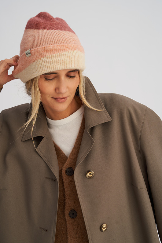 czapki damskie Pastelowa czapka zimowa różowa