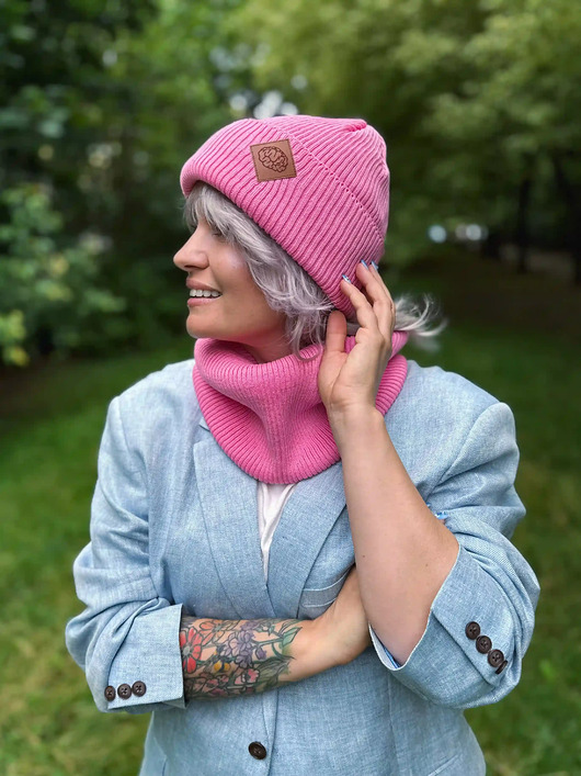 czapki damskie Bawełniana czapka beanie logo ekoskórka Różowy
