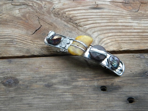 spinki i klamry do włosów Różne różności z mlecznym bursztynem   - klamra