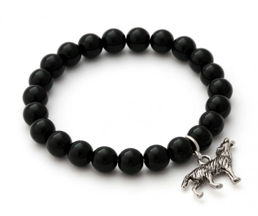 Black jade with wolf pendant. Lavoga