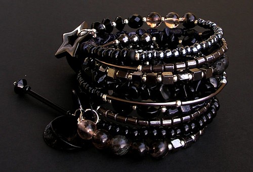 Black / bransoletka Buy or Die