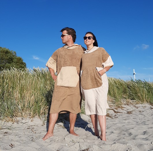 Surf Poncho  - Caramel Love - Poncho dla morsa Mimi Monster