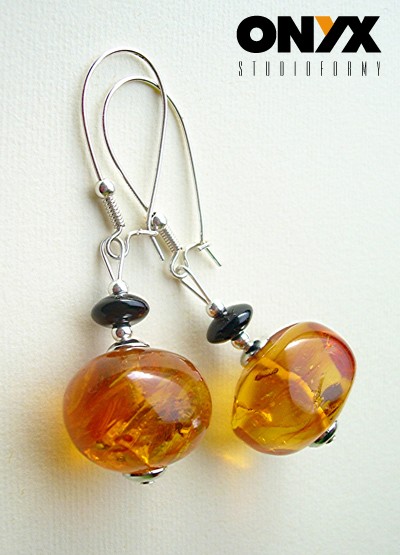 amber.r ONYX