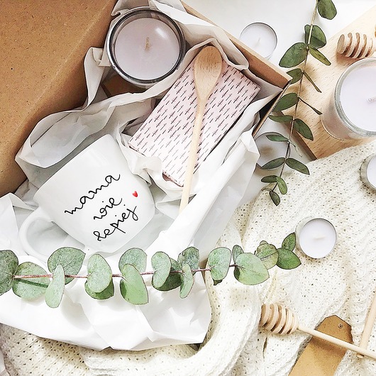 Zestaw z herbatą i świeczką MAMA WIE LEPIEJ my mug company