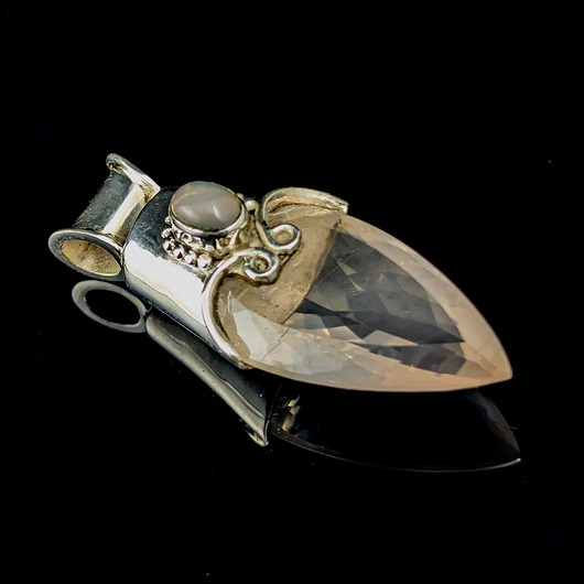 wisiory Kwarc różowy i opal