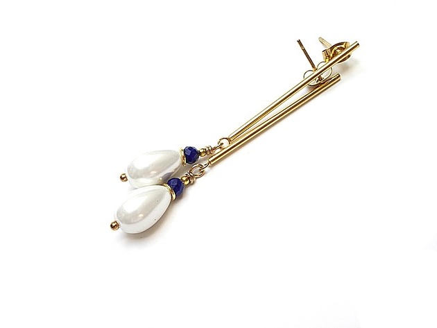kolczyki pozłacane Kolczyki pozłacane Stick /white pearls/ -  alloys collection