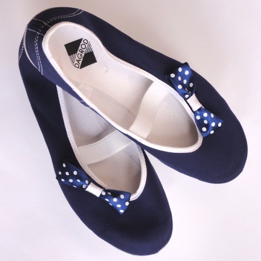 Granatowa polka dot Czarna Biedronka