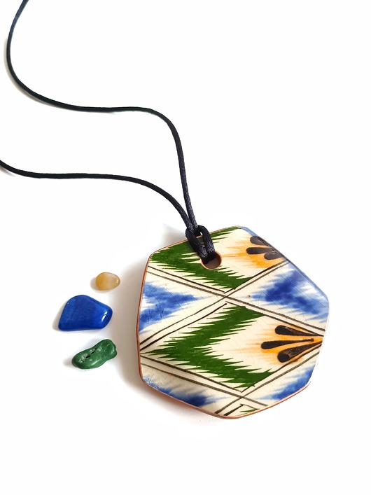 wisiory Naszyjnik uzbecki