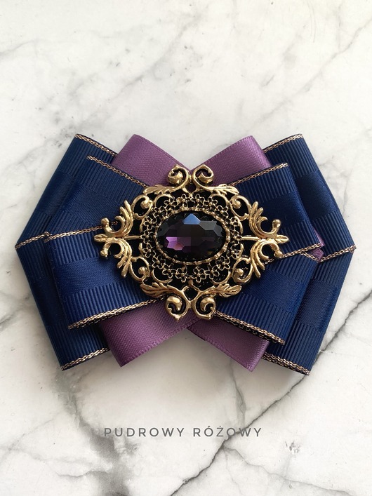 broszki Niesamowita Brosza z fioletowym kryształem New