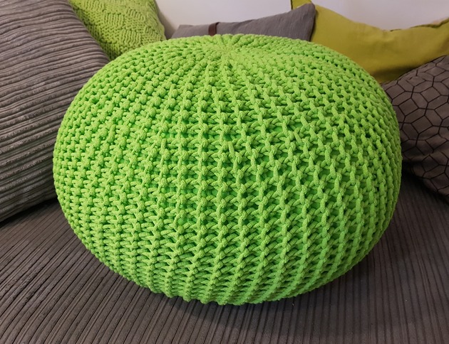 pufy do siedzenia Dziergany puf, puf, pufa, pufa na drutach