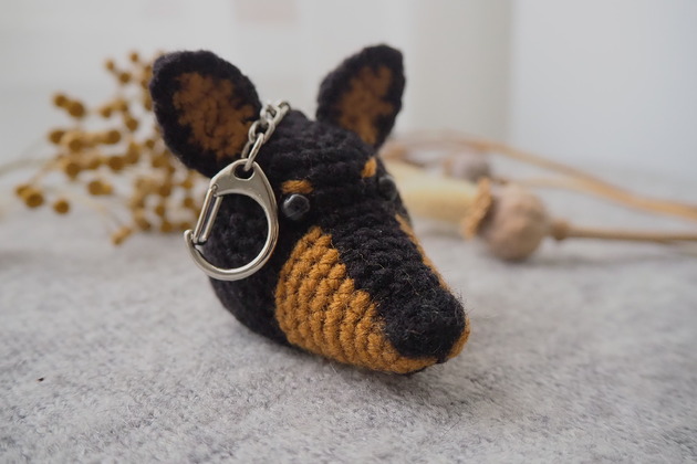 breloki DOBERMAN - brelok, zawieszka do torby, plecaka, kluczy