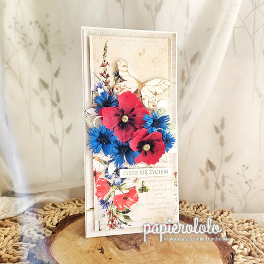 kartki scrapbooking Kartka pełna kwiatów - maki i chabry