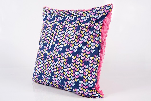 Poduszka /poszewka minky -f. serduszka- 40x40 cm Minky and Cotton