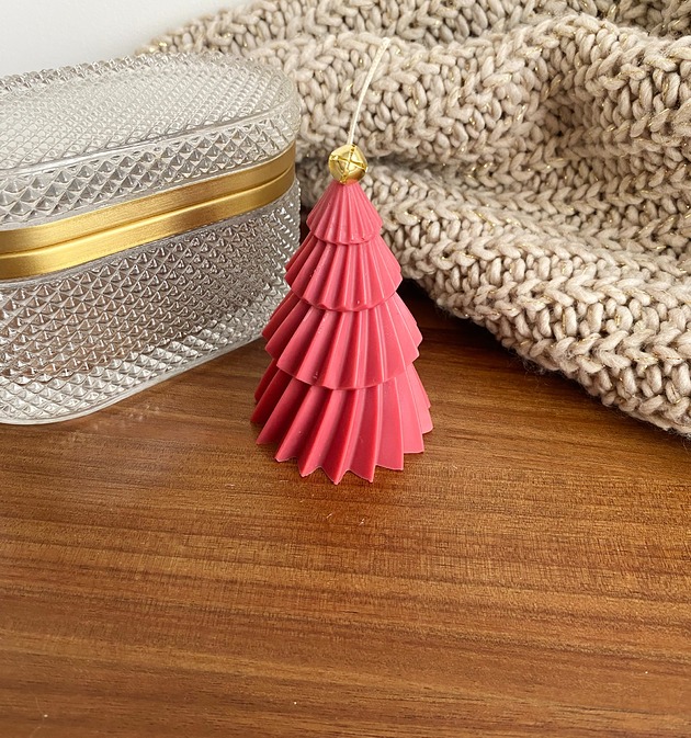 świeczniki i świece Świeca ekologiczna sojowa dekoracyjna "Christmas Tree " 88x64mm