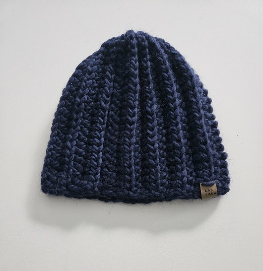 czapki damskie Czapka wełniana granatowa