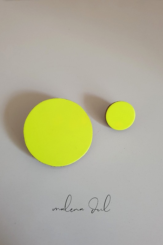 kolczyki - inne Asymetryczne urocze kolczyki koła kółka neon żółty skóra naturalna