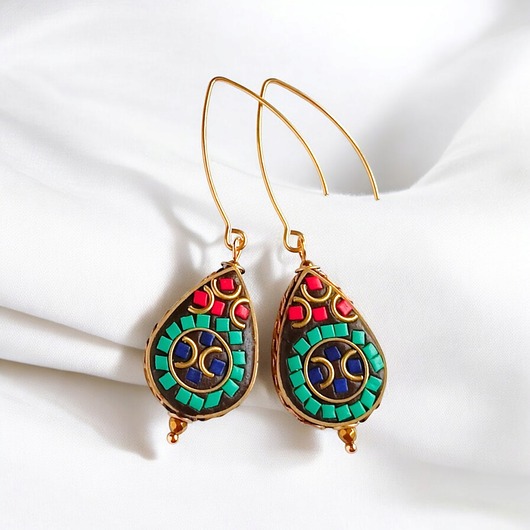 kolczyki z mosiądzu PREMIUM: kolczyki z  korali tybetańskich: długie