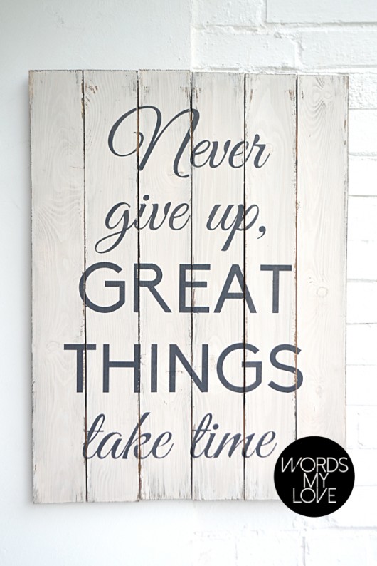Great Things... drewniana tablica z napisem WordsMyLove