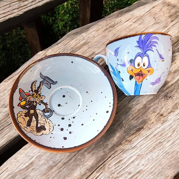 filiżanki Struś pędziwiatr. Ręcznie malowana filiżanka i spodek.