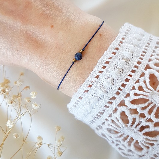 bransoletki z kamieni naturalnych Granatowa bransoletka z lapisem lazuli