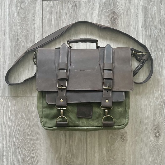torby na ramię Torba zielono-brązowa ze skóry i bawełny woskowanej Vintage.