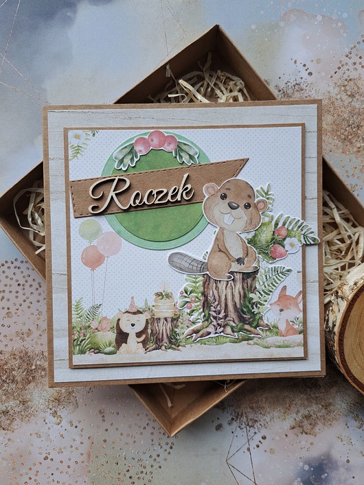 kartki scrapbooking Kartka na roczek dla chłopca/dziewczynki - motyw leśny